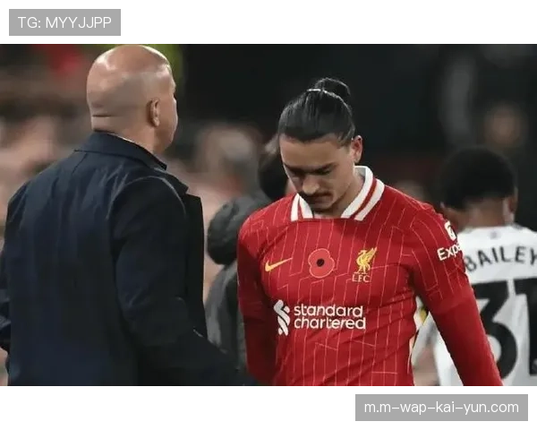 利雅得新月2比1险胜阿布扎比统一 努涅斯梅开二度却领黄牌