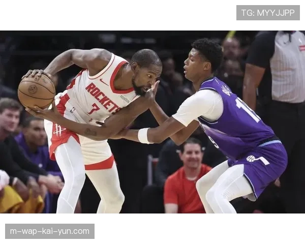 魔术大胜公牛取关键胜利 与猛龙胜场差仅0.5场